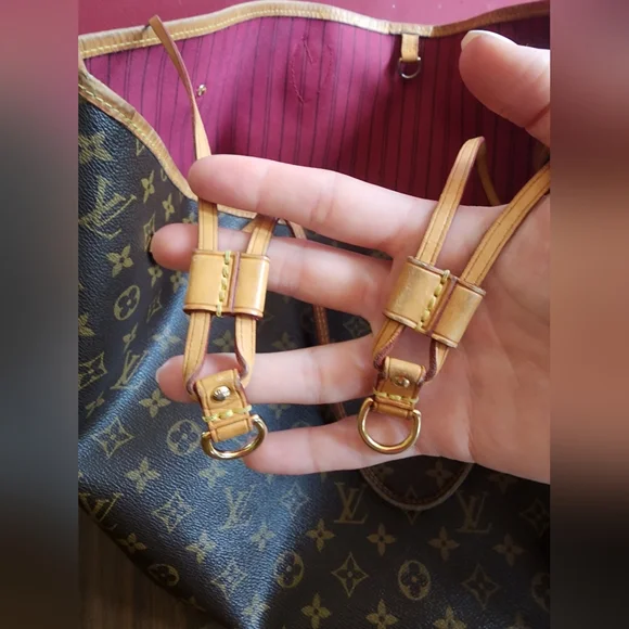 Traded! Louis Vuitton GM Neverfull with Piovine Interior - Picture 10 of 16